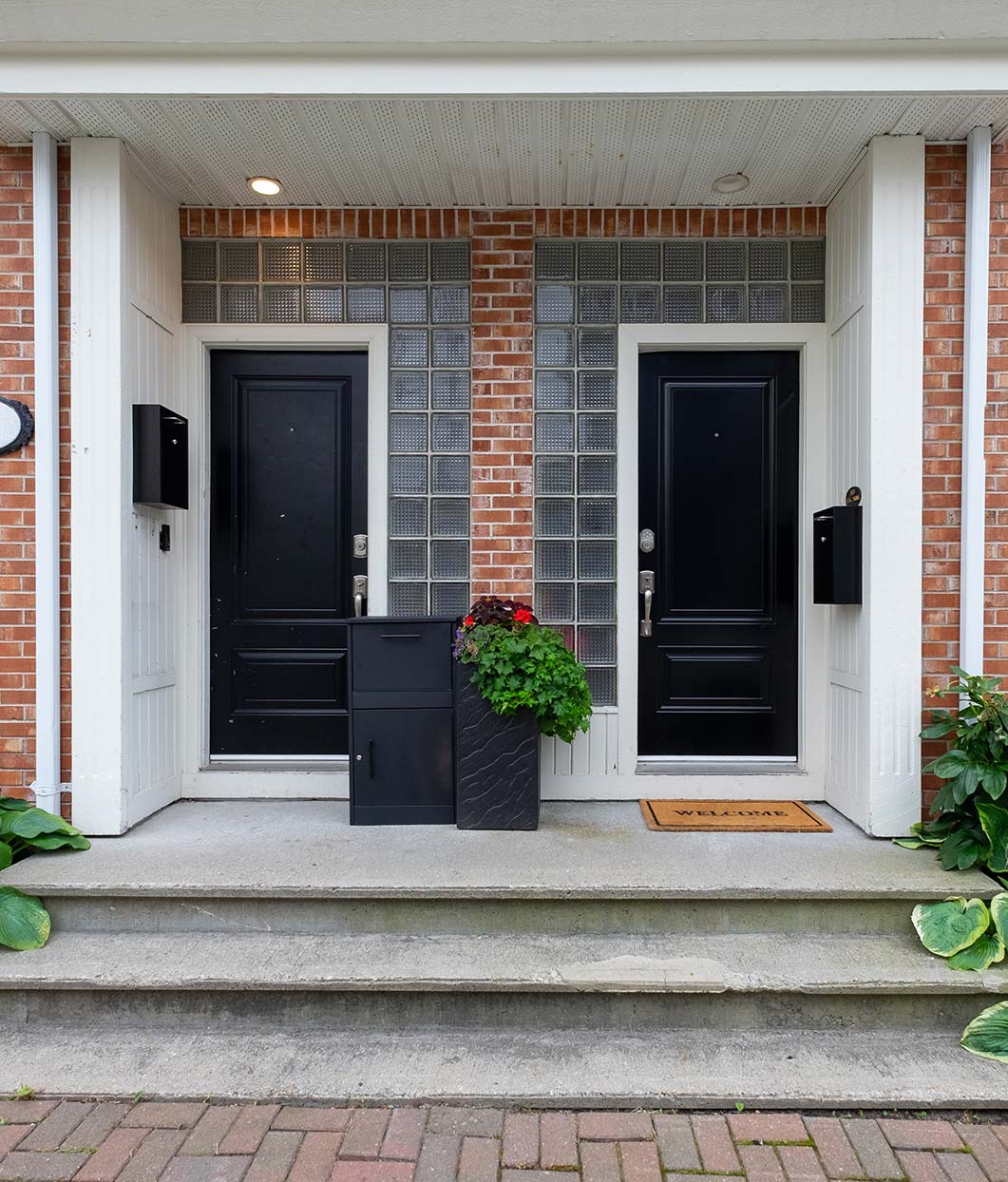 An image of a duplex style home