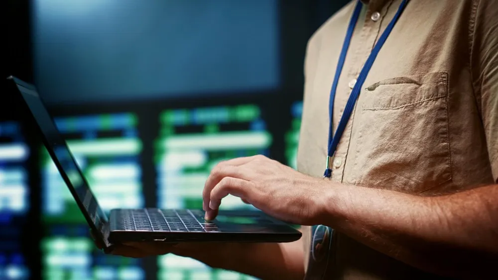 Data Pipelines vs Data Systems: Why Enterprises Need to Rethink Their Architecture
