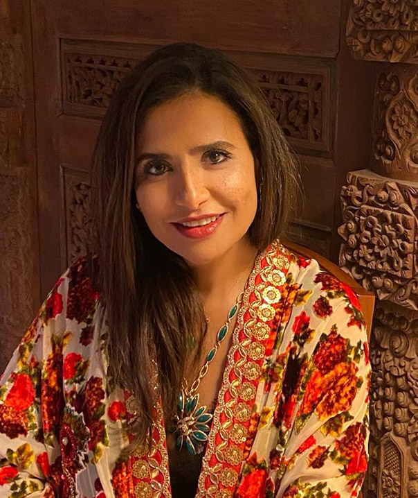 DR. MANAL FAKEEH