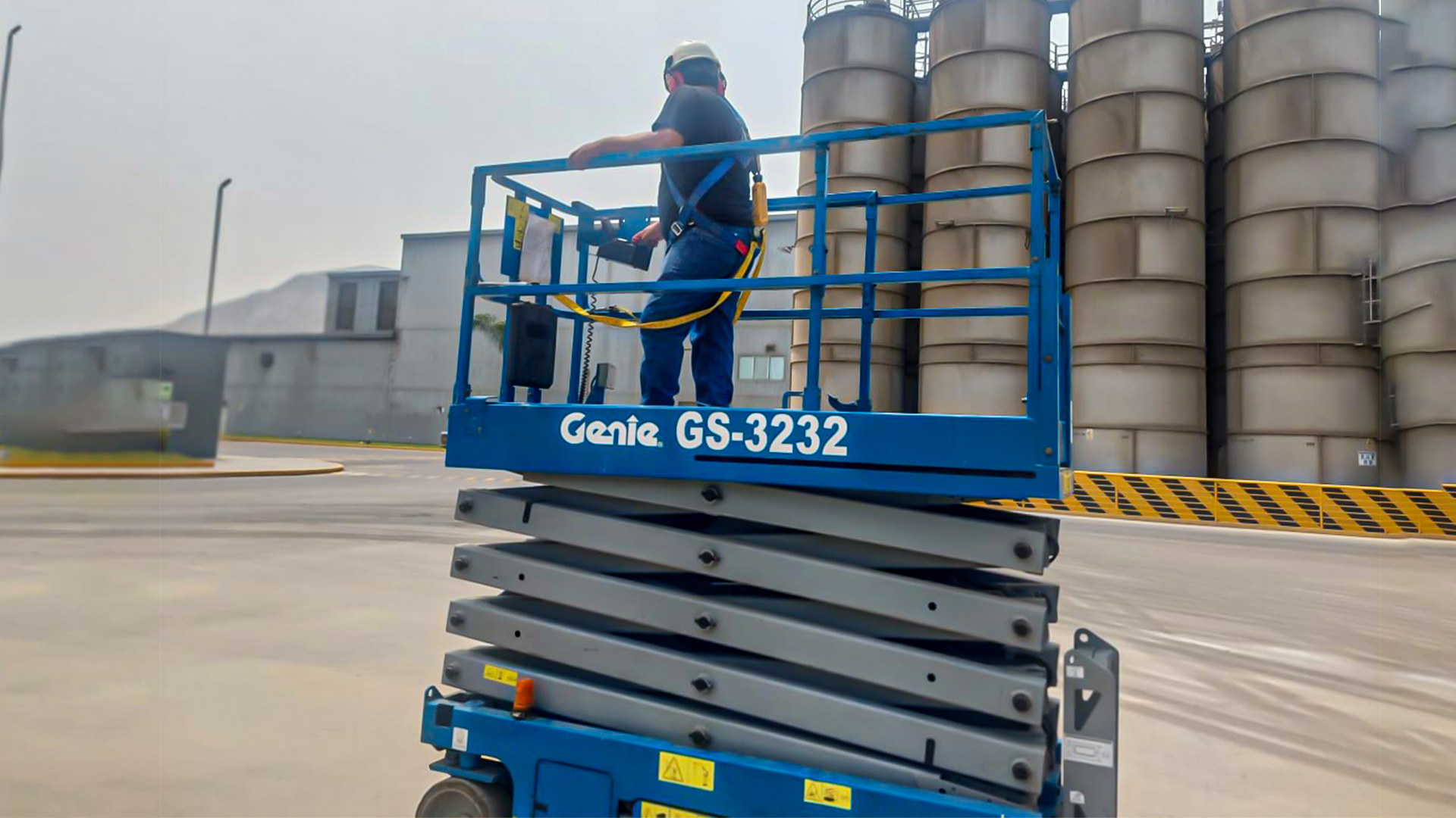 operación con manlift articulado 