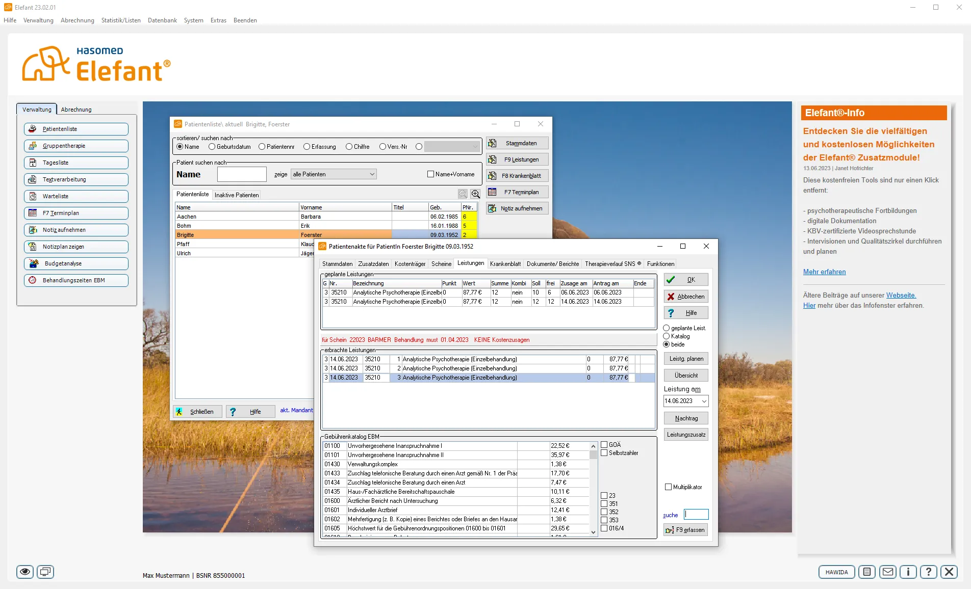 Wireframe für die Wochenansicht des Kalender mit offener Seitenleiste, die Zusatzinformationen zum Termin enthält