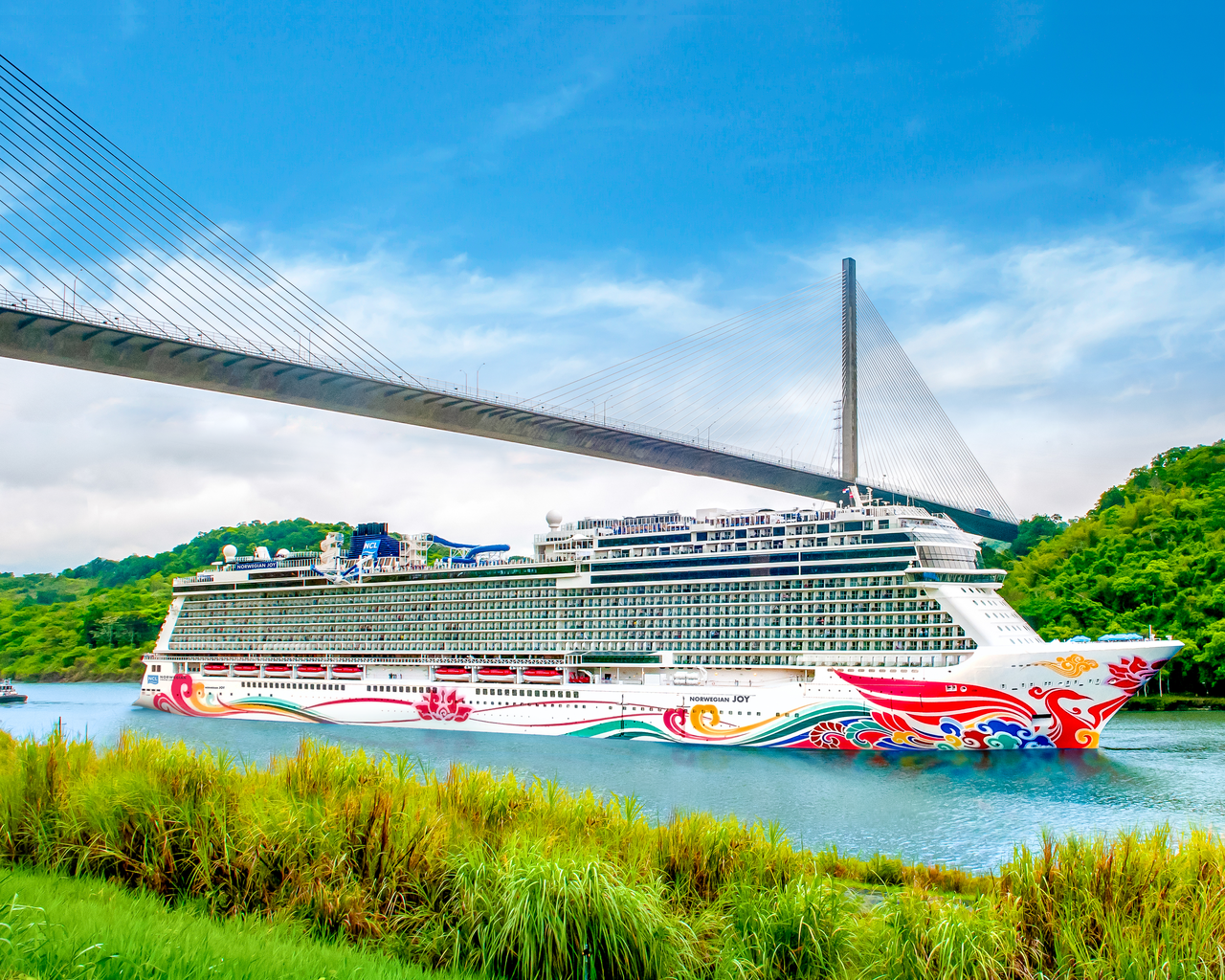 ncl joy panama canal centennial bridge_ret.psd
