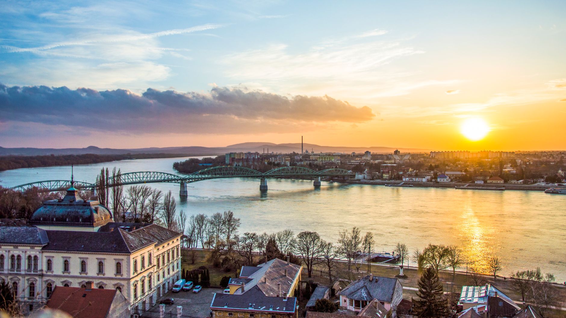 You want the full Danube from top to bottom