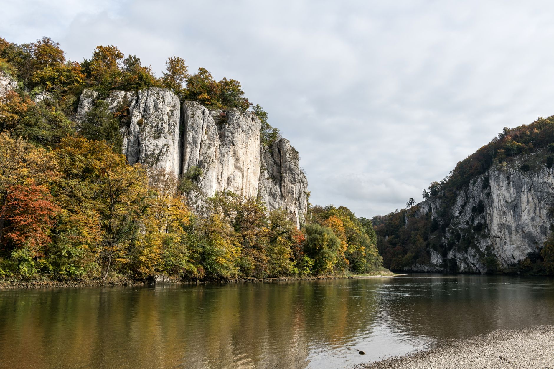 Travelers Set on a Guaranteed, Uninterrupted Itinerary