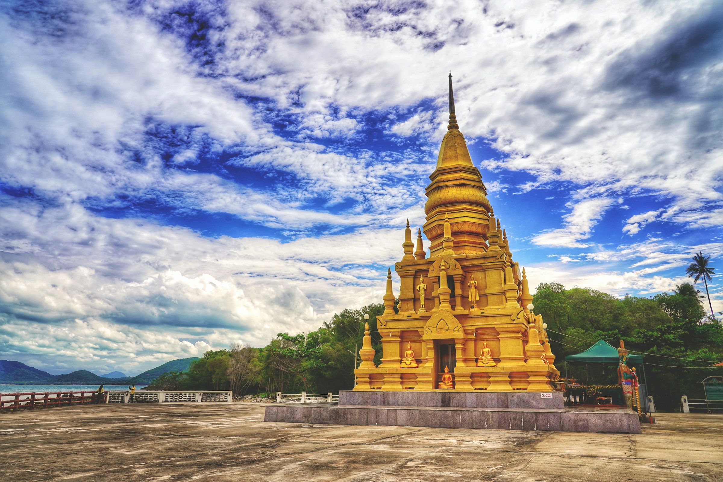 Pagode de Laem Sor sur la côte sud de Koh Samui