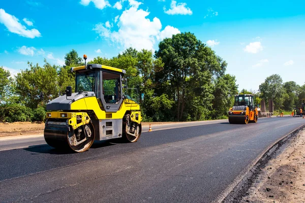 Industrial Landscape Rollers Rolls New Asphalt Roadway Repair Complicated  Transport — Stock Photo © Andrij-Ter #641786330