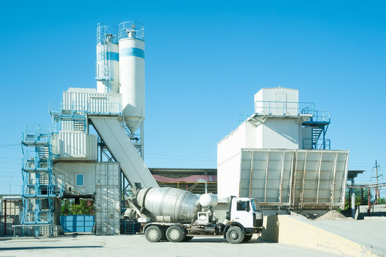 Concrete Plant Images – Browse 505,600 Stock Photos, Vectors, and Video |  Adobe Stock