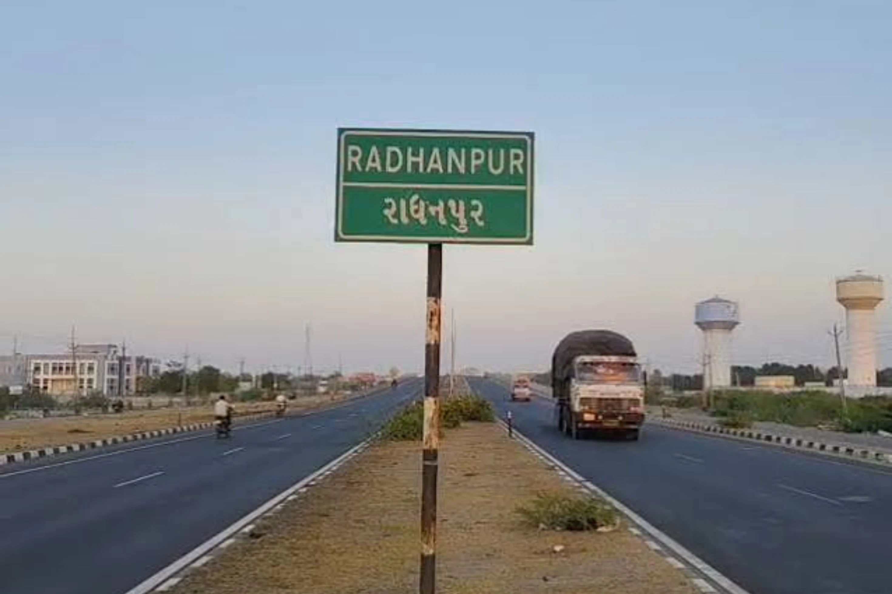 Radhanpur–Chanasma Road, Gujarat