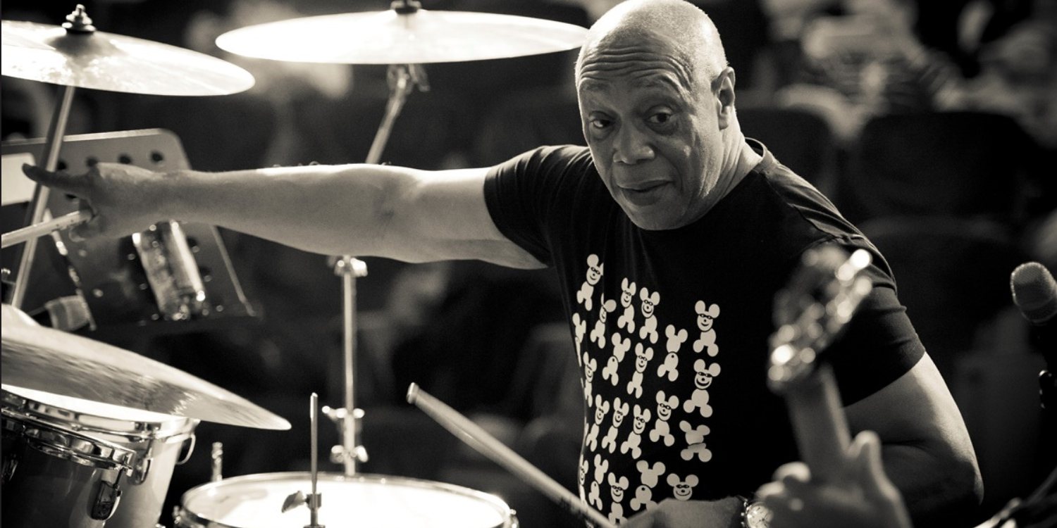 Billy Cobham am Schlagzeug