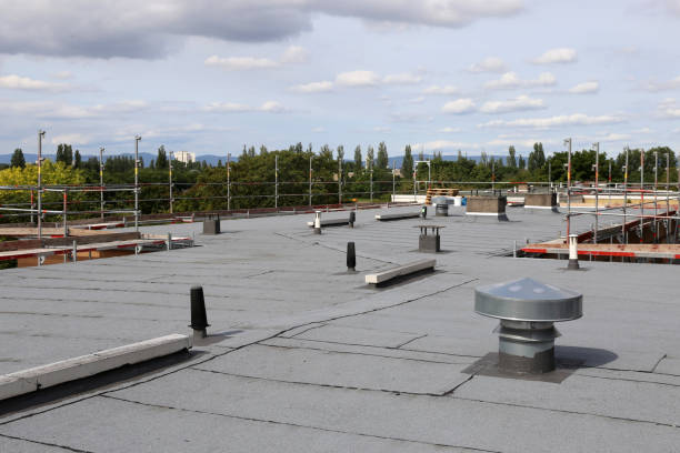 Commercial flat roof TPO installation edge detailing