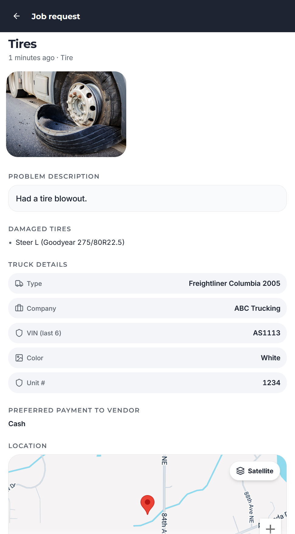 Trucker Guide roadside request showing driver photos, problem details, vehicle, payment, and location.