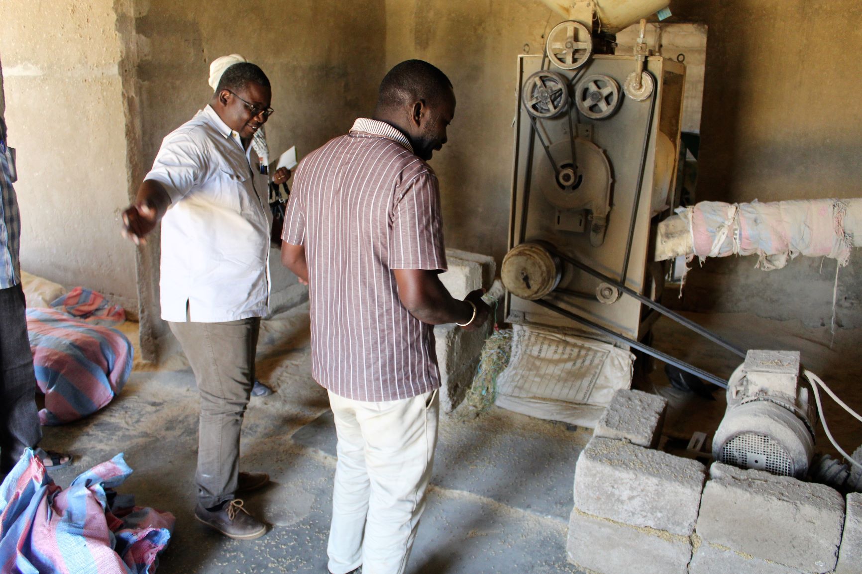 Rice mill with a husking unit Burkina Faso