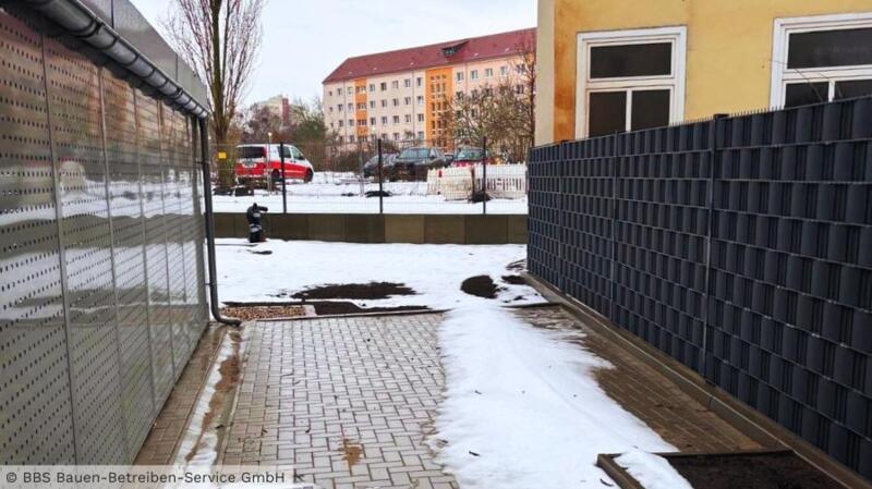 Campus Living Baustand Hof 02.jpg