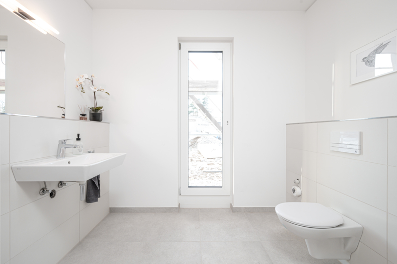 Musterwohnung Badezimmer.jpg