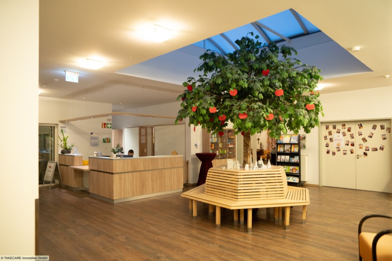6_Foyer_2.jpg