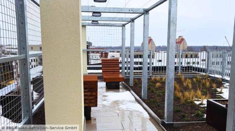 Campus Living Baustand Dach Garten 01.jpg