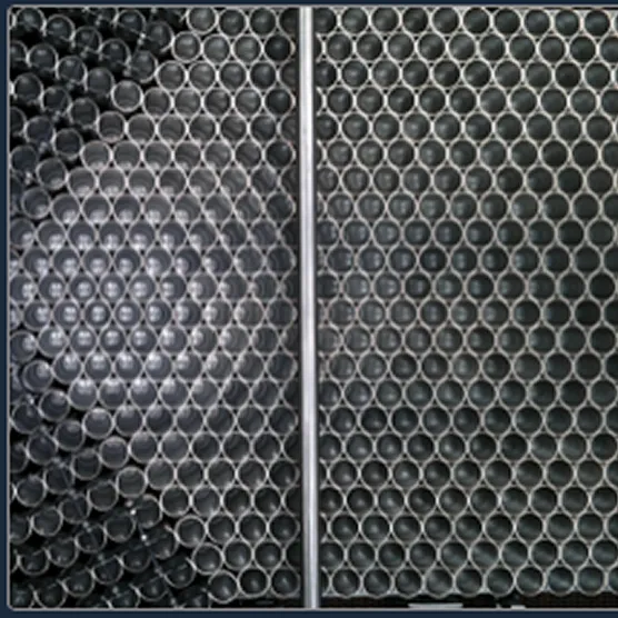 PalletPerfect Gate 02 divider section inspection — plunger dents and missing spray application detected during pattern arrangement