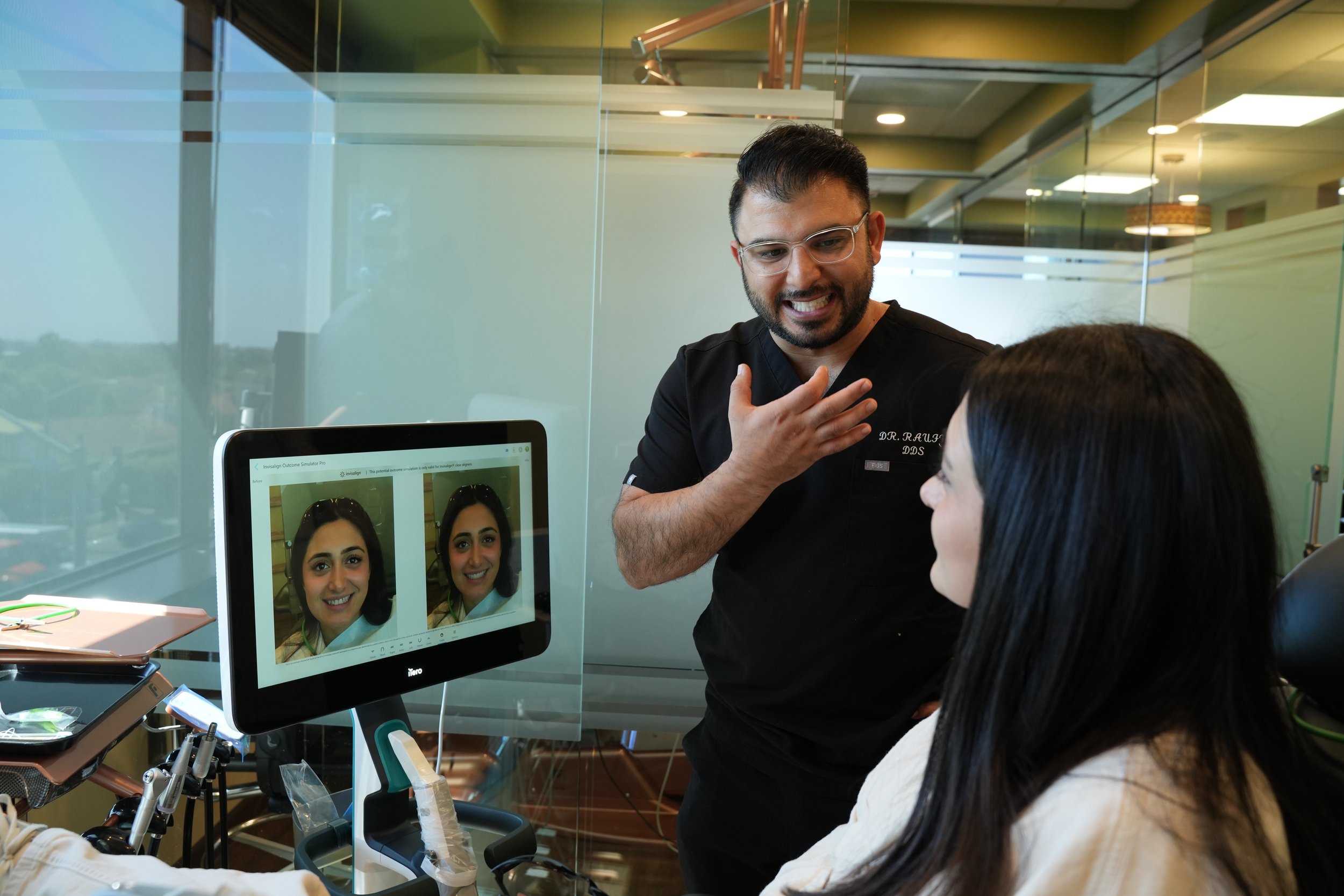 Real patient smile preview on the iTero digital screen at Flawless Dental Studio