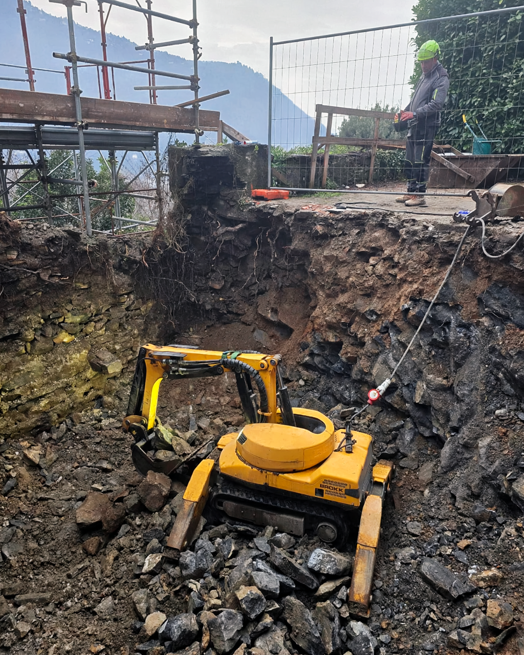 Controlled rock demolition project on Lake Como