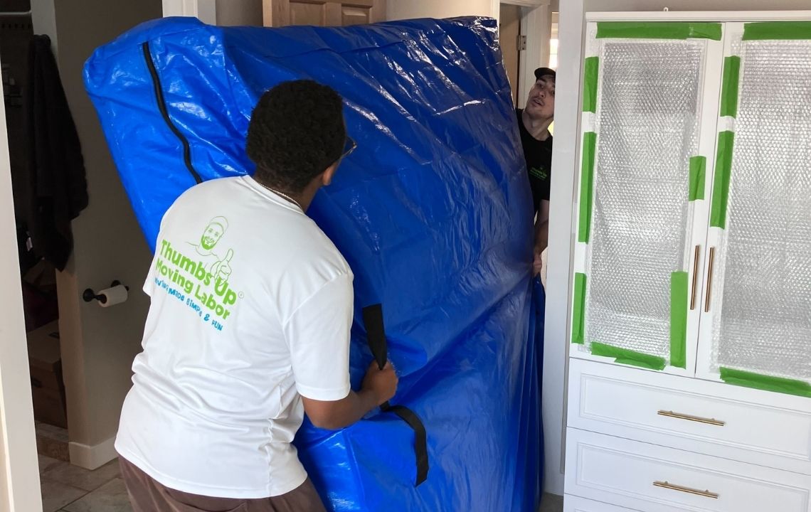 With professional unloading, your arrival becomes a moment of ease and excitement