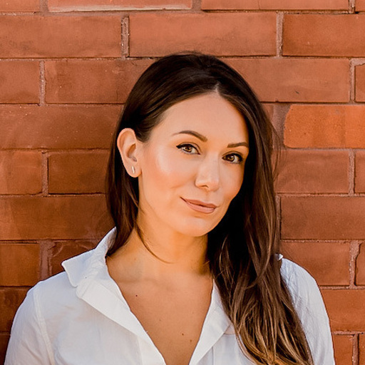 Headshot of Steffi Grado