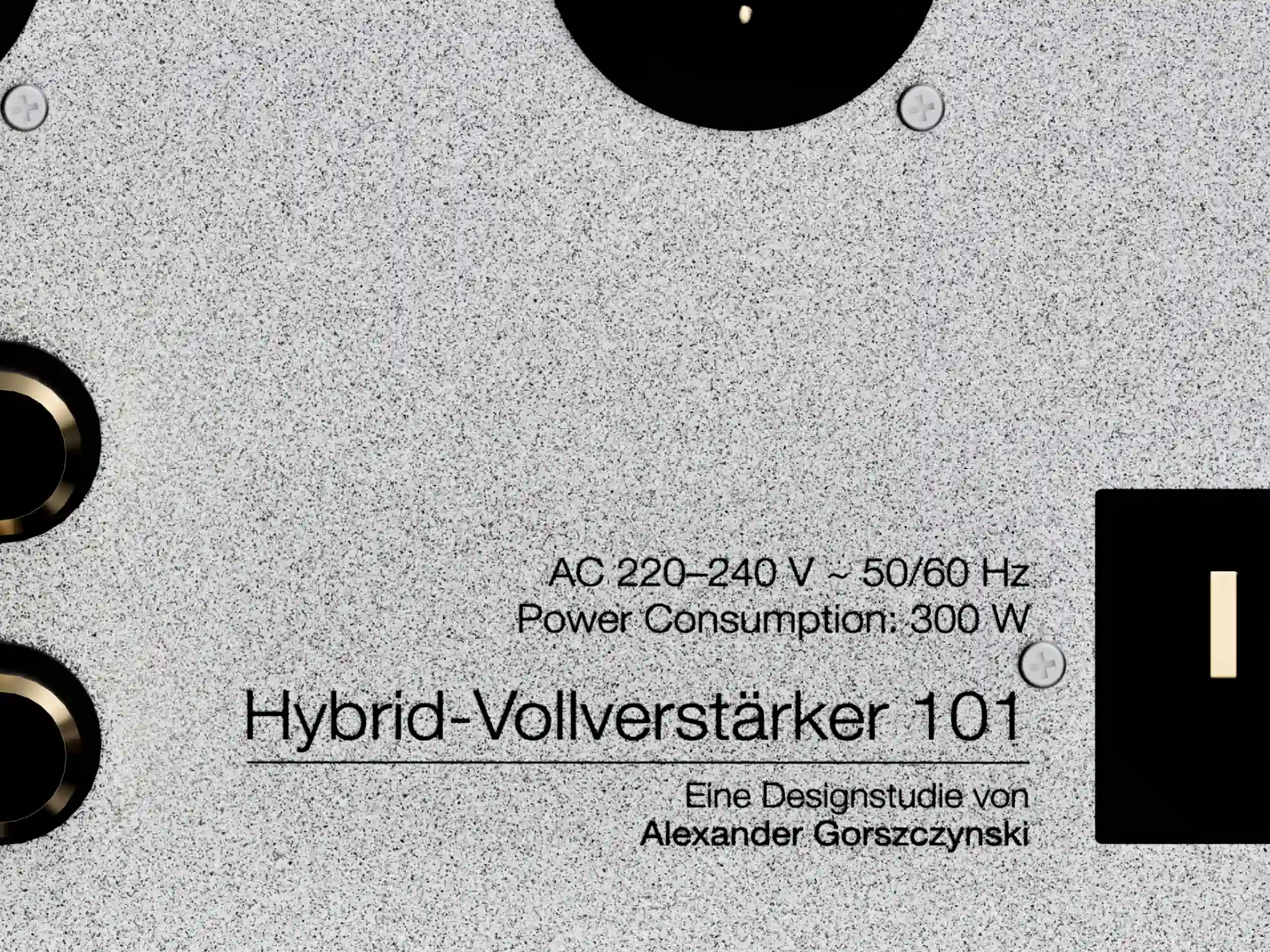 Detail der Verstärkerrückseite mit der Beschriftung „Hybrid-Vollverstärker 101“ und dem Namen Alexander Gorszczynski.