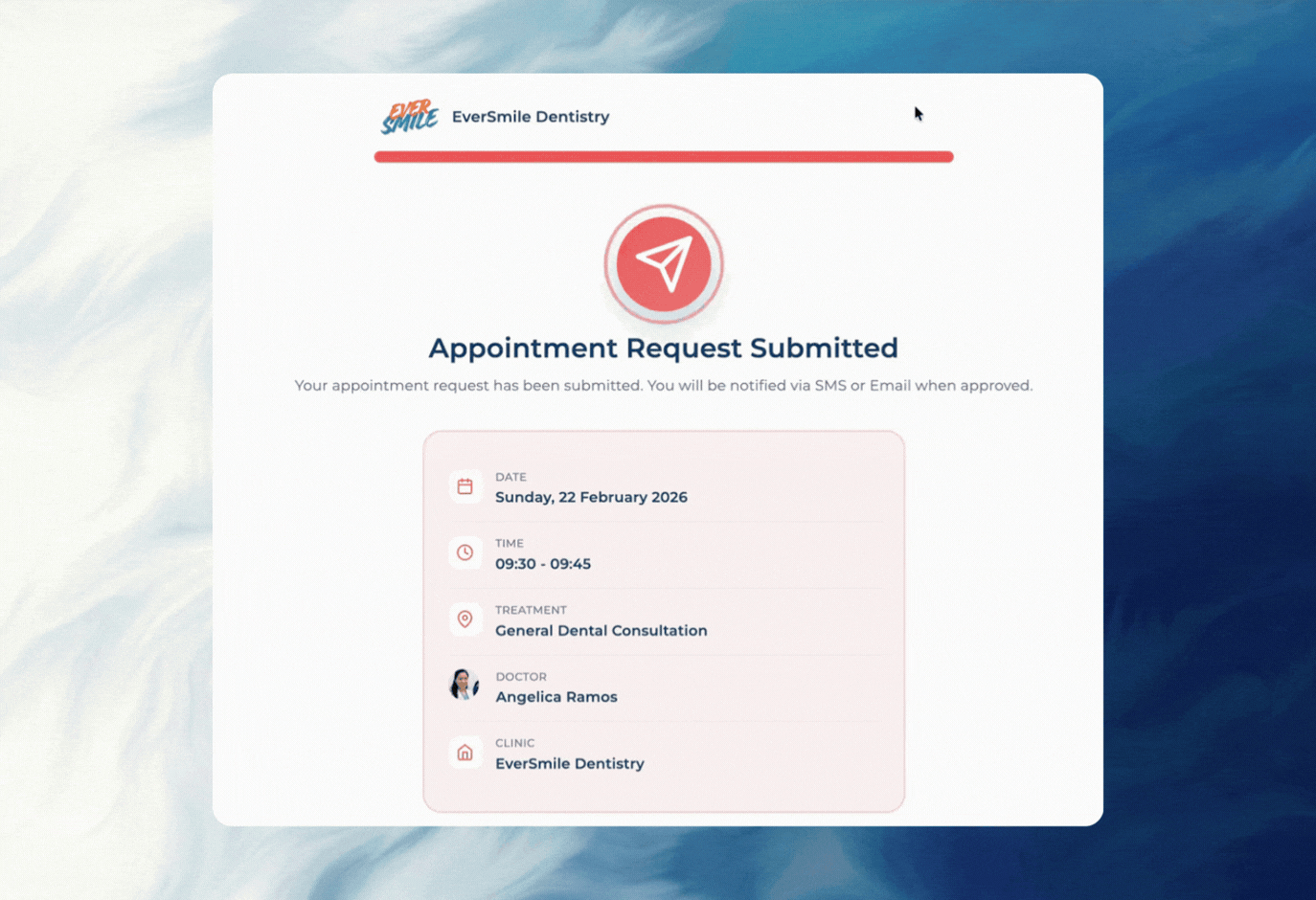 Renk kodlu dişler, teşhisler ve tedavi açıklamalarını içeren etkileşimli diş haritalaması arayüzü