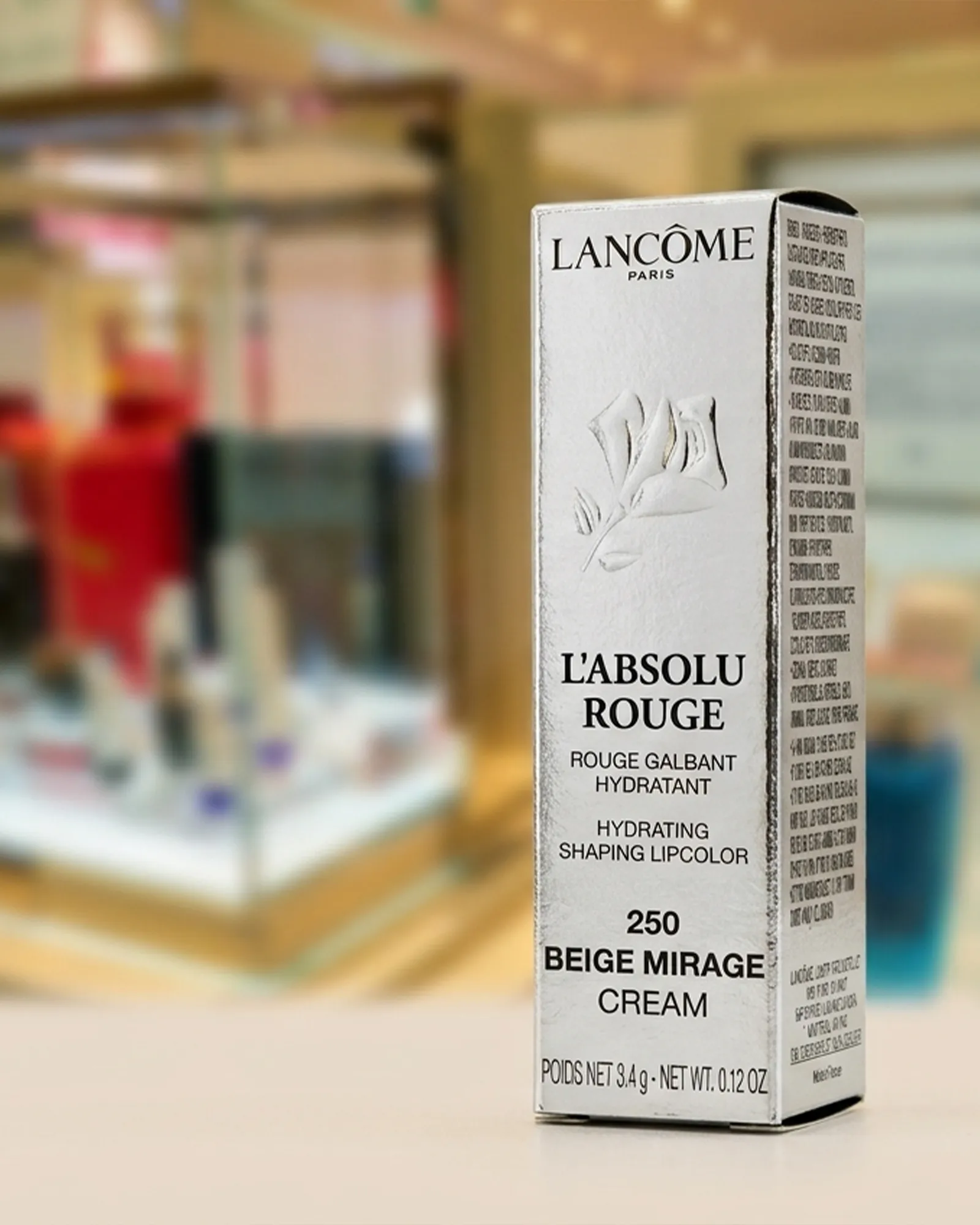 emballage du rouge à lèvre l'absolu rouge.