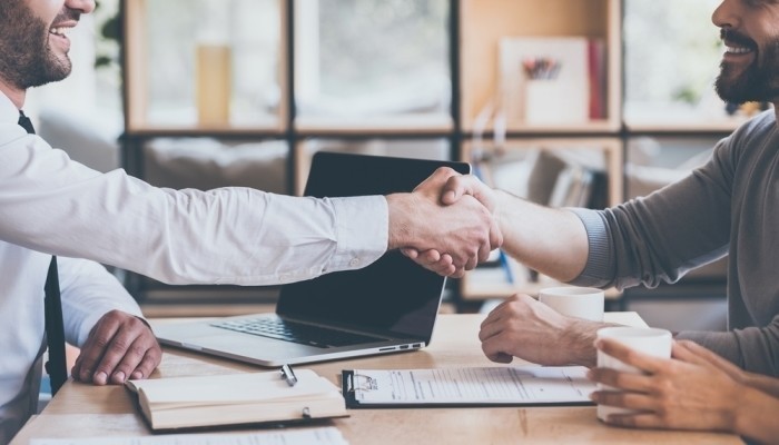Reconnecting After Years: Why It’s Worth Doing Professionally