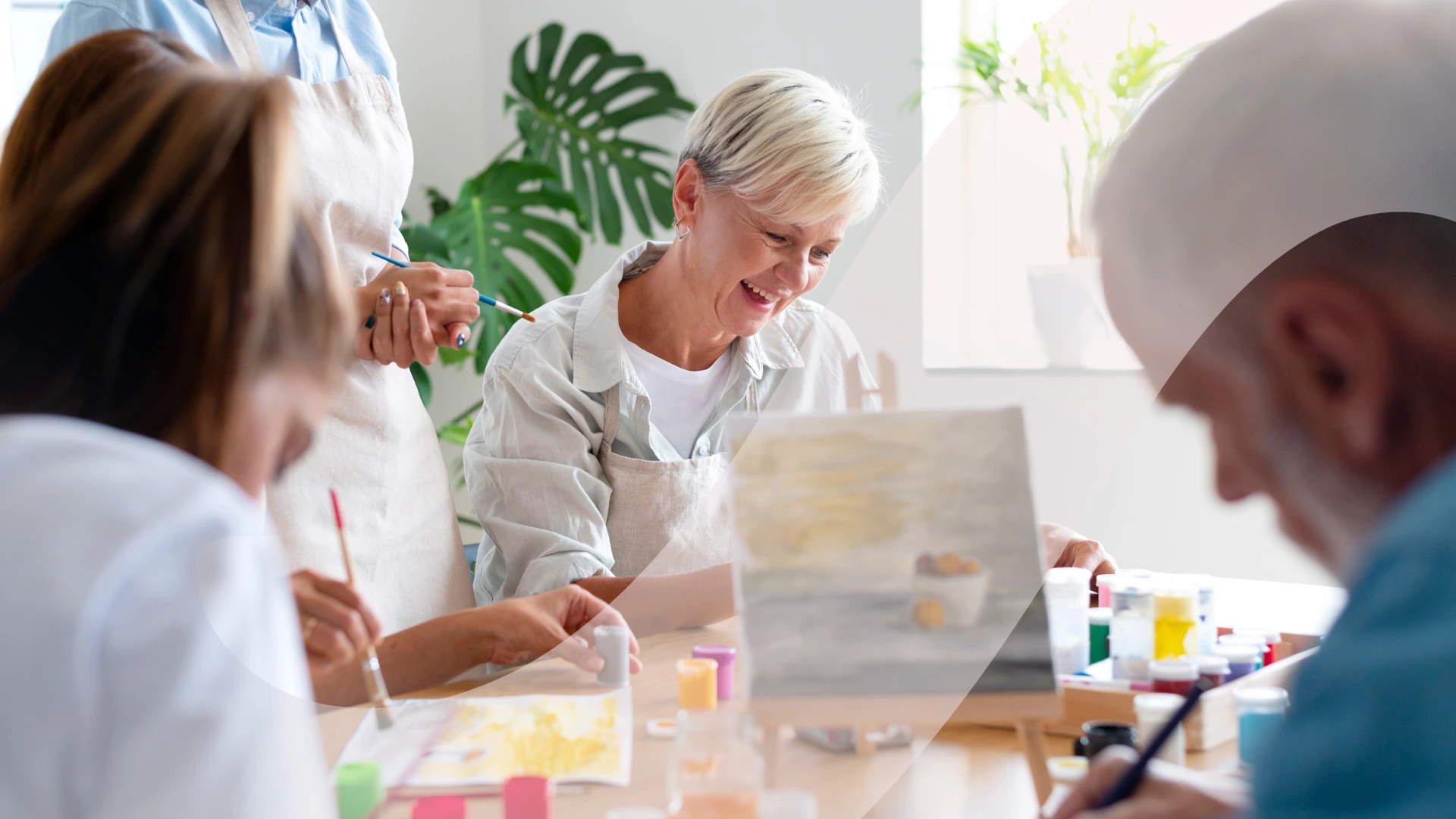 Atividades Sociais para Idosos: Combater o Isolamento e Promover o Envelhecimento Ativo