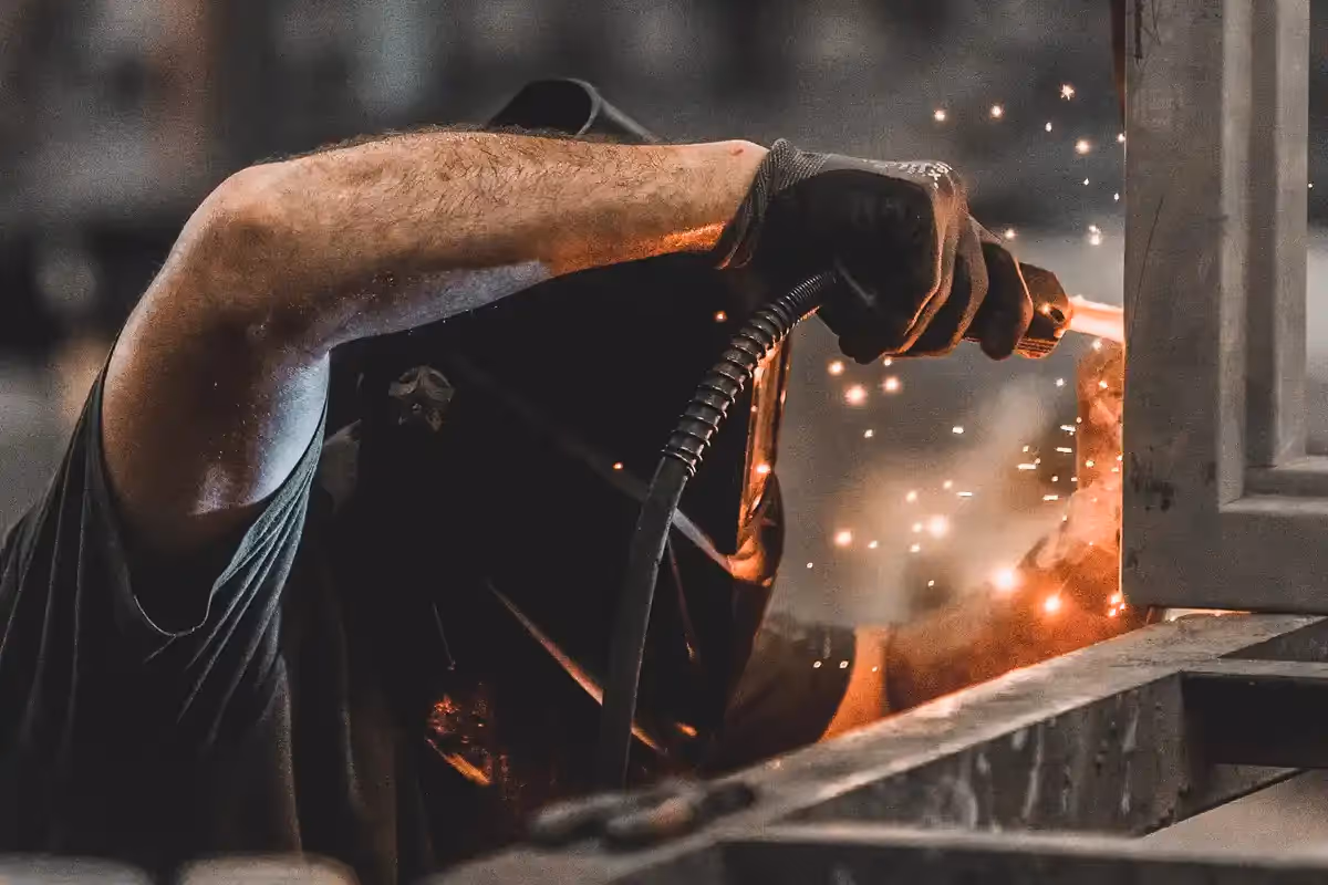 Diesel mechanic providing welding & fabrication services in Belle Chasse, LA