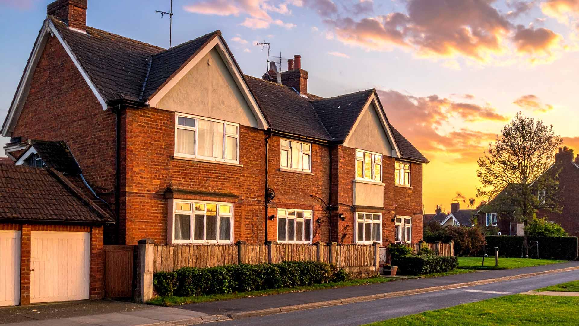 How Supported Living Differs from Assisted Living in the UK