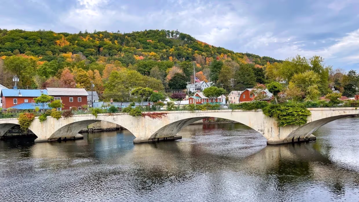 Shelburne Falls movers - Boston Best Rate Movers moving services in Shelburne Falls, MA