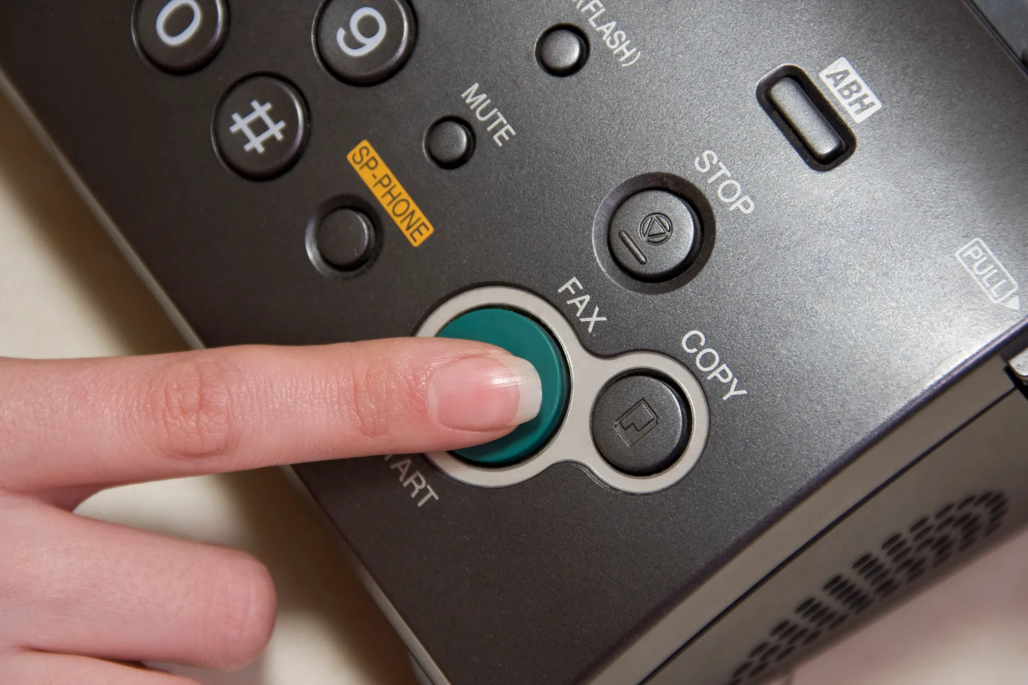 How to Choose the Right HIPAA Compliant Cloud Fax Service
