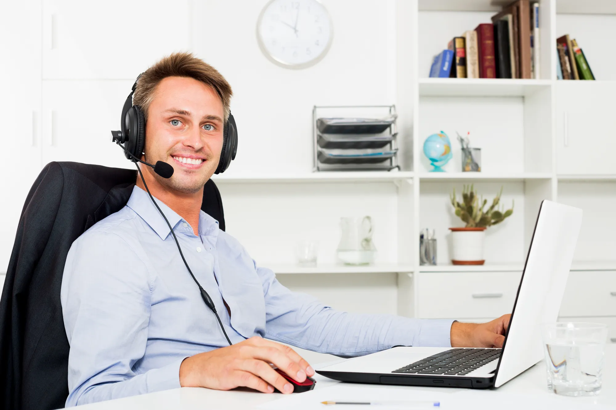 Out With the Old, in With the New: The Complete Guide to Cloud Calling