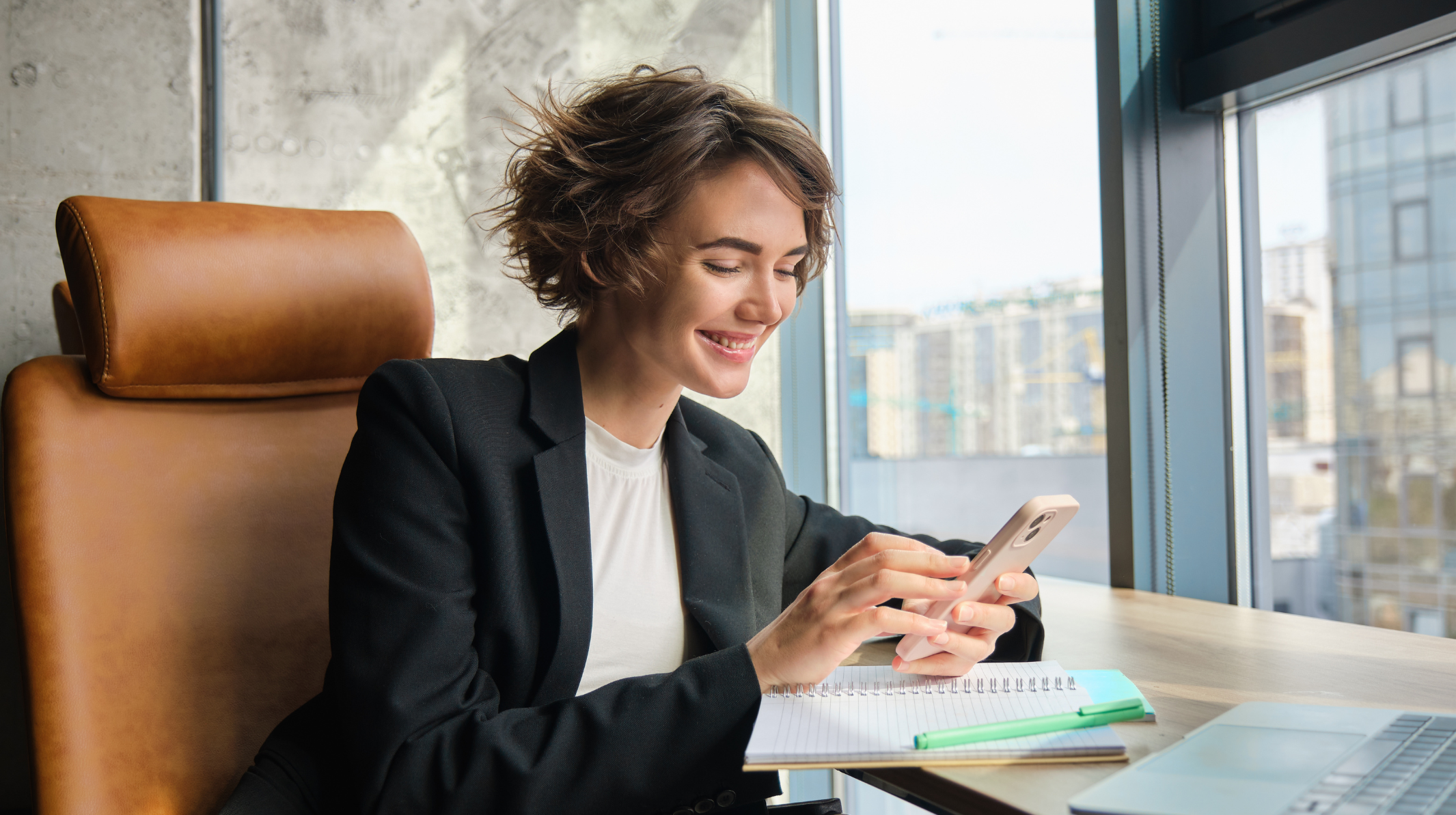 The Critical Role of Text Message Archiving for Financial Services