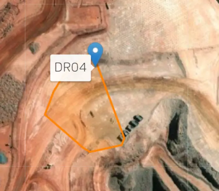 Horizons drilling software view of active drill rigs on pattern