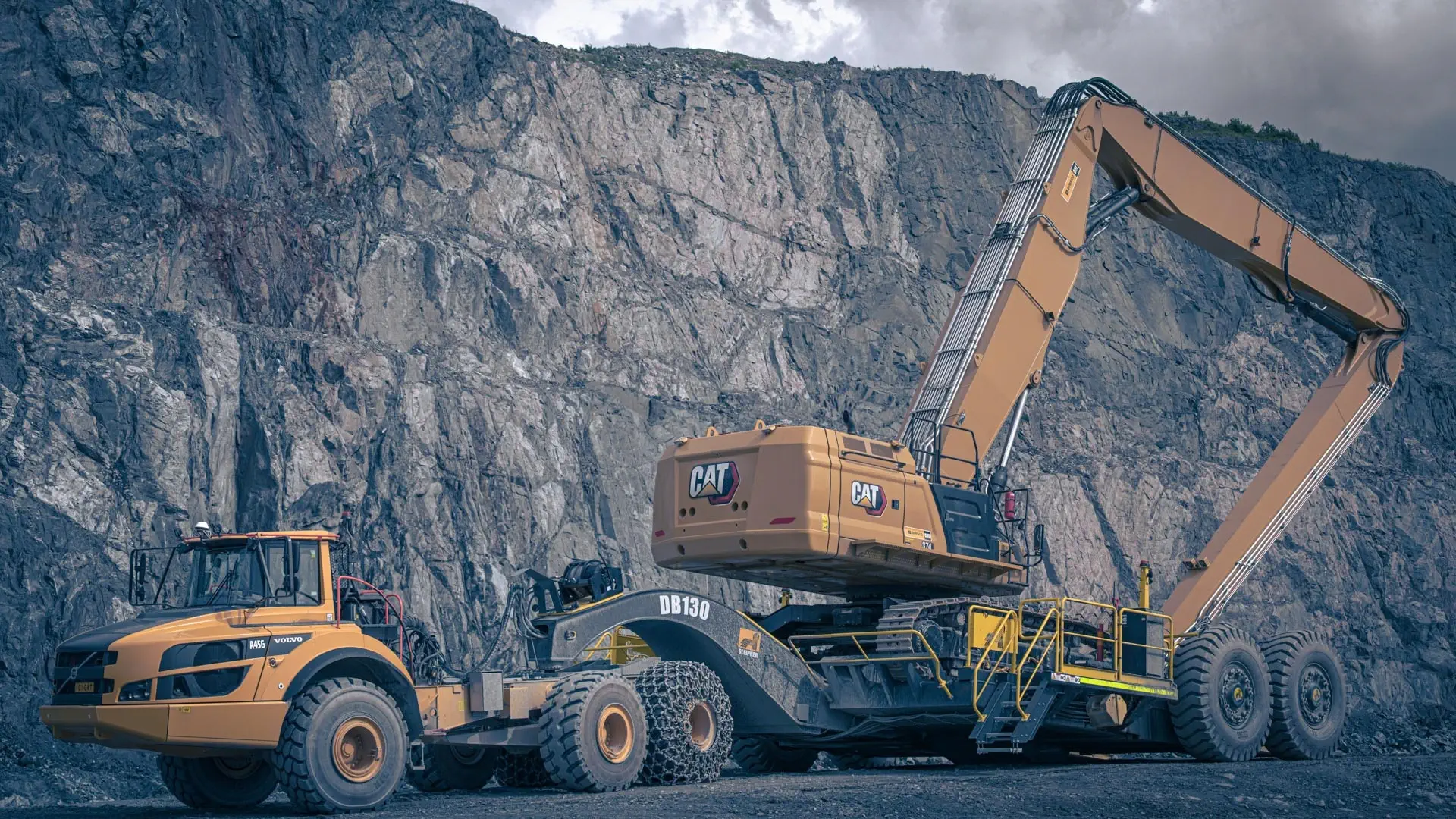 Sleipner DB series lowbed trailer for transporting mining machines