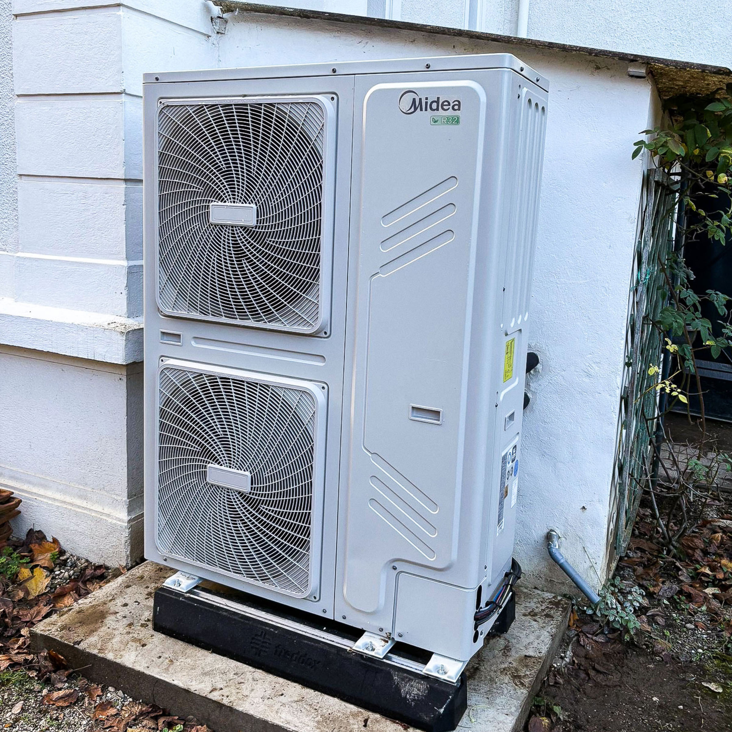 Pompe à chaleur air eau monobloc MIDEA à Chassieu