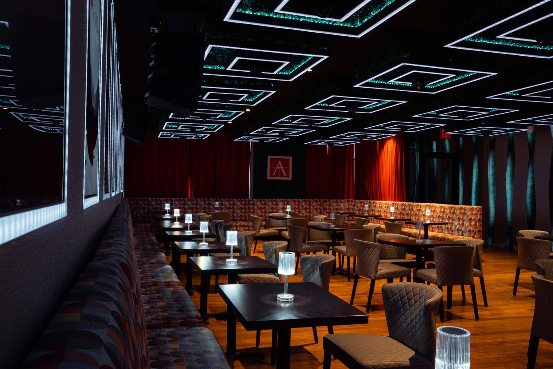 Best Cocktail Bar in Astoria | Agenda Restaurant & Lounge