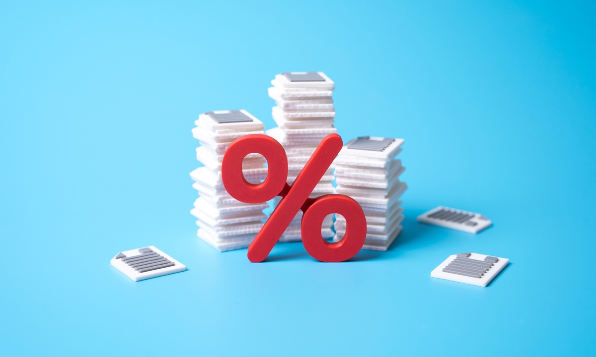 Recurring Revenue Models: Building Subscription SEO Packages with Resellers