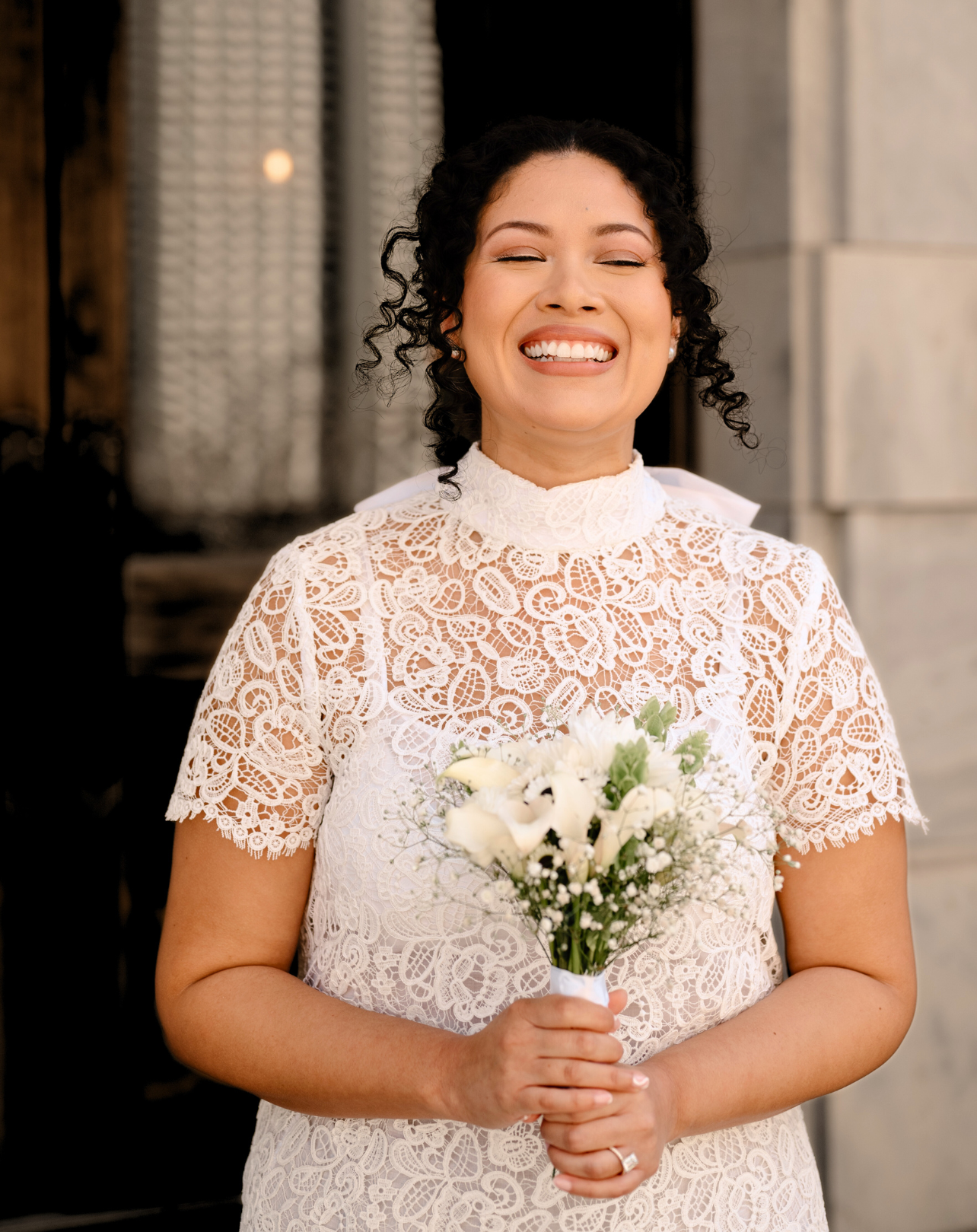 Makeup education and expressive refinement with Natalia Barlow, demonstrating modern techniques for natural, polished beauty.