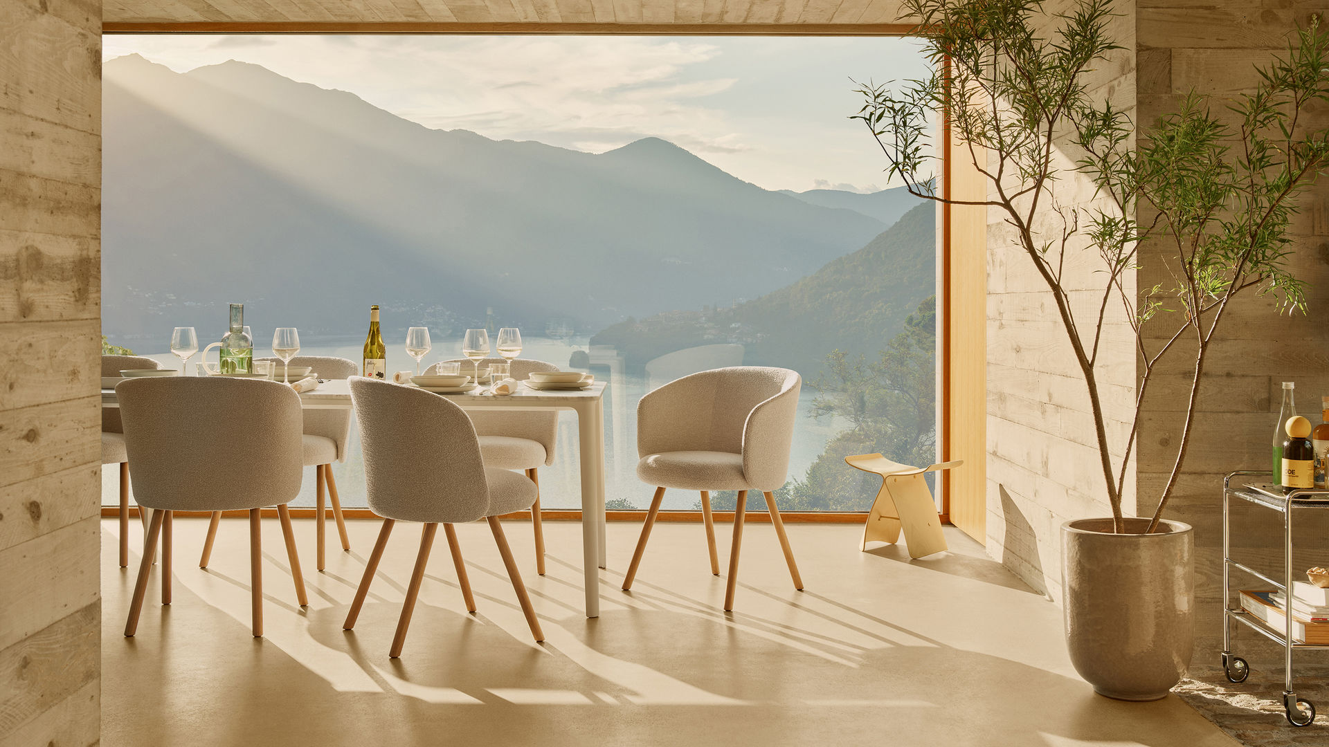 Overzicht Vitra modellen voor herstoffering, van Eames tot Repos bij Stoffeerwereld Ruitenberg