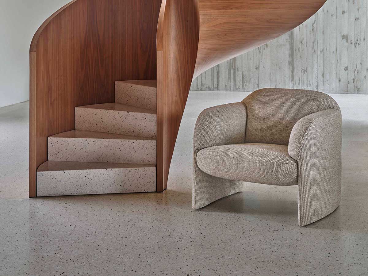 Leolux bank of fauteuil opnieuw bekleed, kwaliteitsstoffering Stoffeerwereld Wolvega