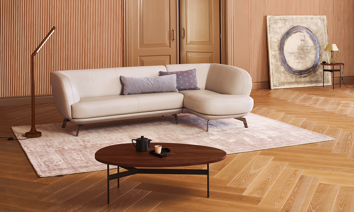 De specialist in het herstofferen van design meubels