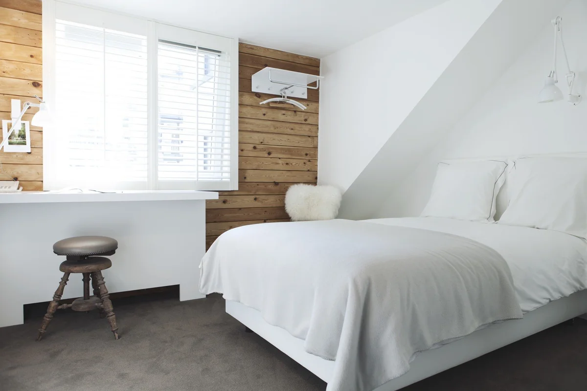 chambre bureau - TST - Rénovation et modernisation Hotel Made In Louise