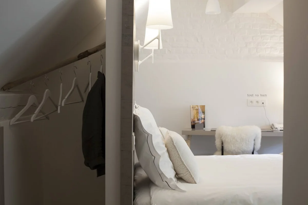 chambre - TST - Rénovation et modernisation Hotel Made In Louise