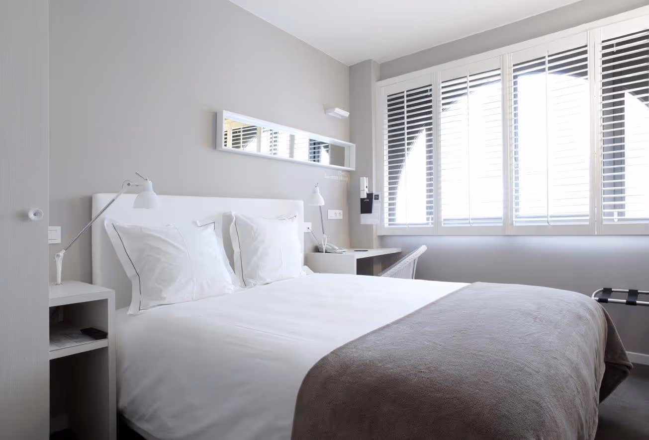 TST - rénovation et ameublement de l'hotel Made in Louise renovation des chambres