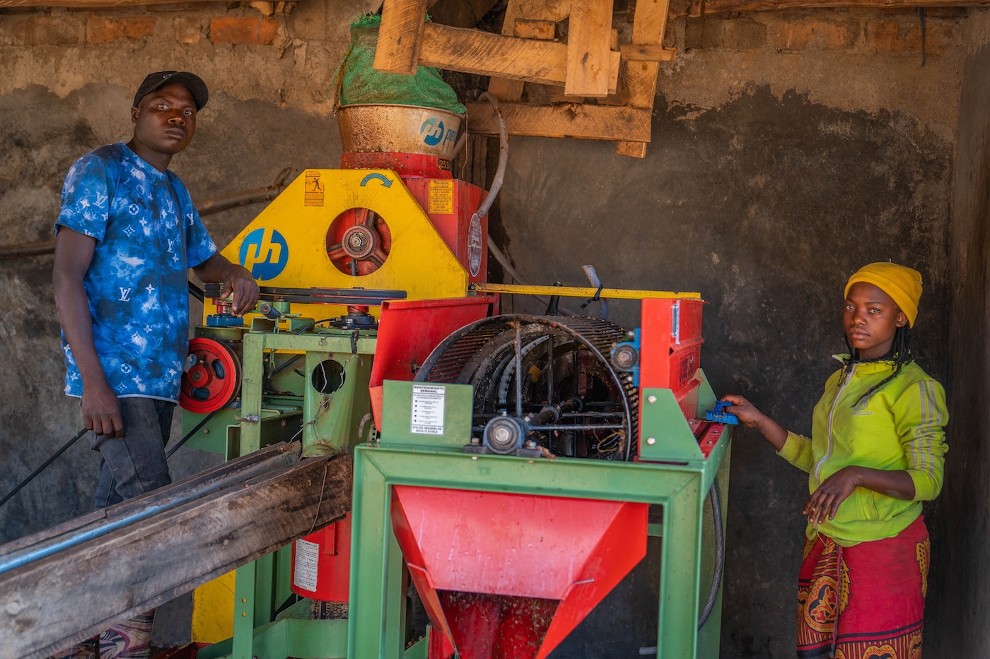 Eco-pulpers for better processing control and lower water usage at coffee washing station in Mbeya, Tanzania