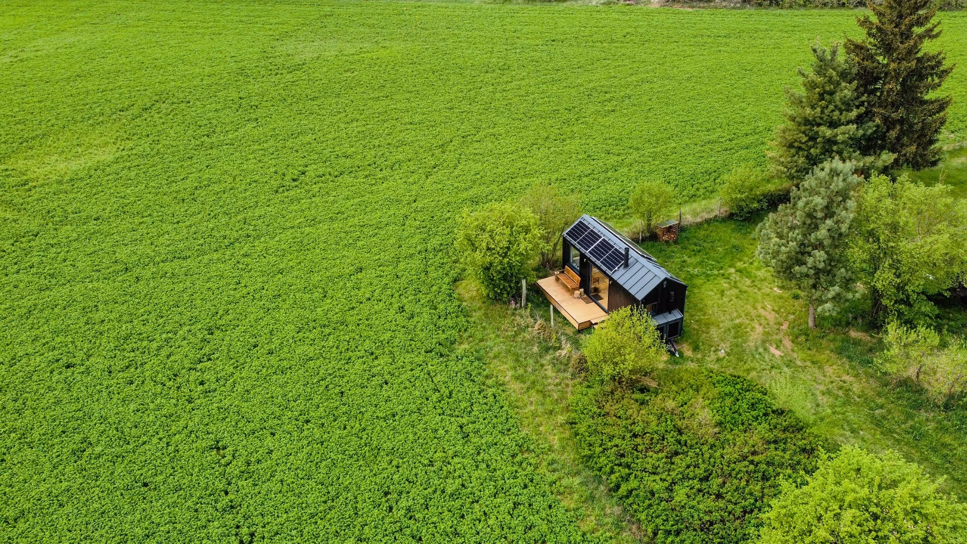 Glamping Brandenburg – sonnige Offgrid Unterkunft im Grünen bei Berlin
